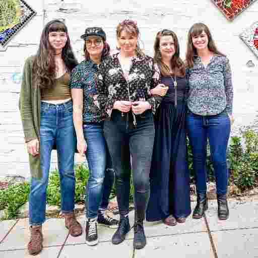 Della Mae Tickets