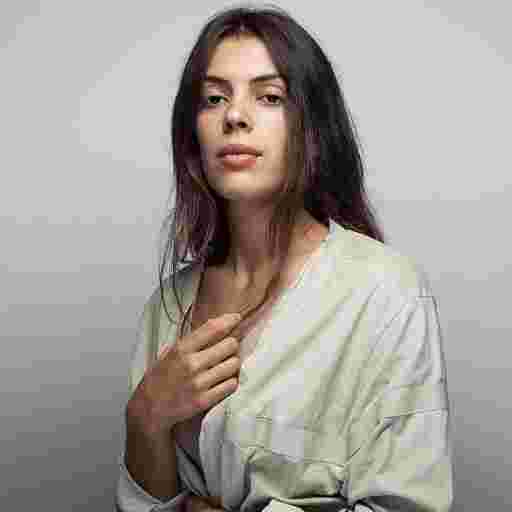 Julie Byrne Tickets