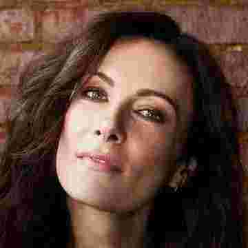 Laura Benanti Tickets