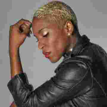 Liv Warfield Tickets