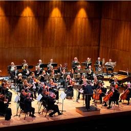 Flint Symphony Orchestra: Holland & Orff